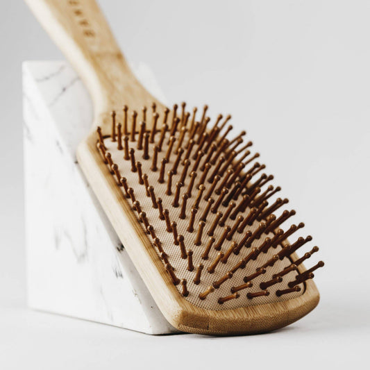 Cepillo de madera de bambú