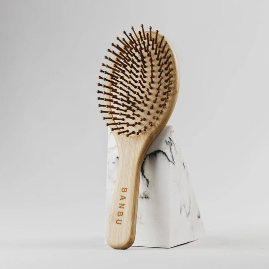 Cepillo de madera de bambú